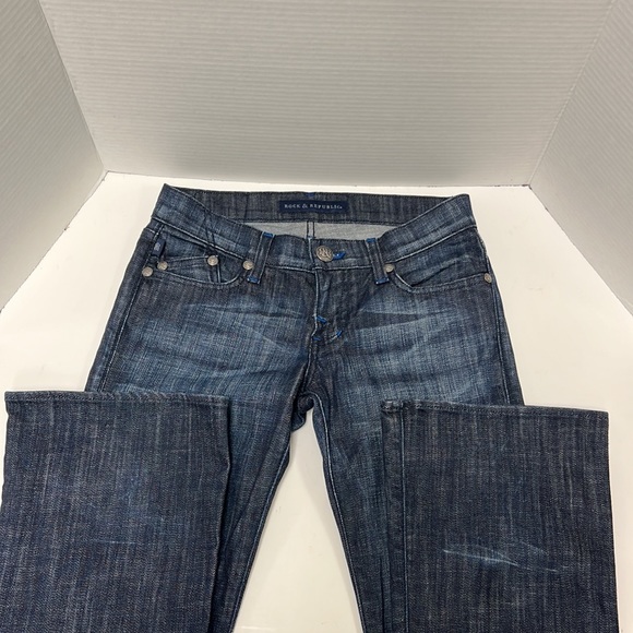 Rock & Republic Kasandra Flare Leg Jeans with Sequin Embellished Back Pockets - Picture 3 of 10